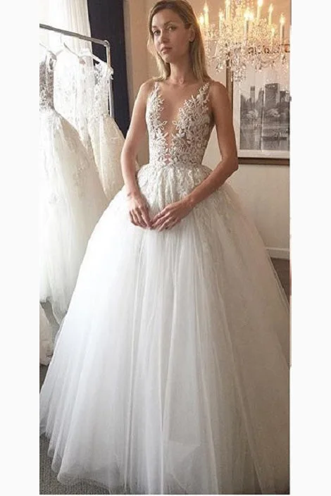 Sale On Sale Ivory Deep V-Neck Lace Appliqued Tulle Wedding Dresses