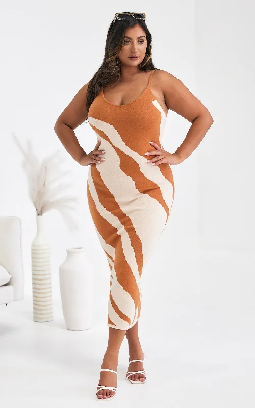 Women Apparel Zolenia Knit Maxi Dress - Caramel Rust Wave