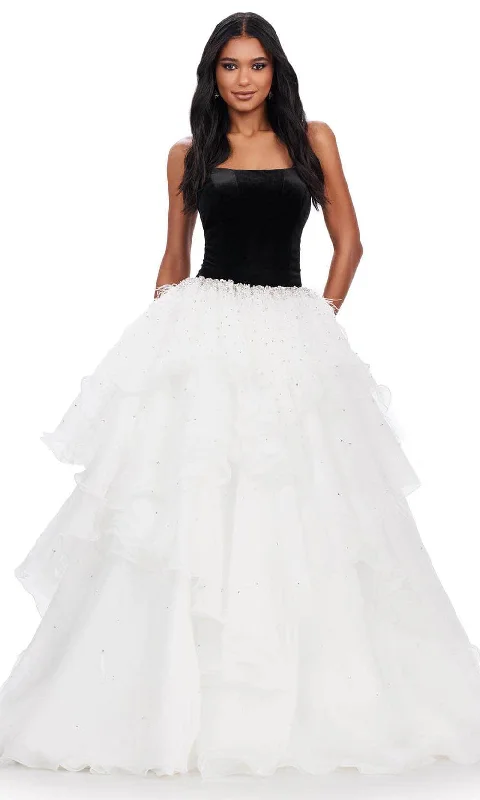 Women's Urban Fashion Ashley Lauren 11564 - Sleeveless Beaded Waistline Ballgown