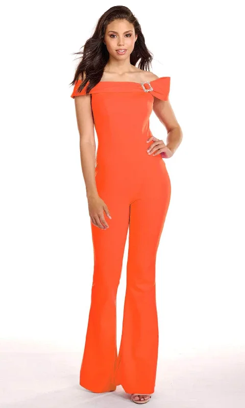 Casual Fashion Ava Presley 27702 - Straight Across Fitted Jumpsuit