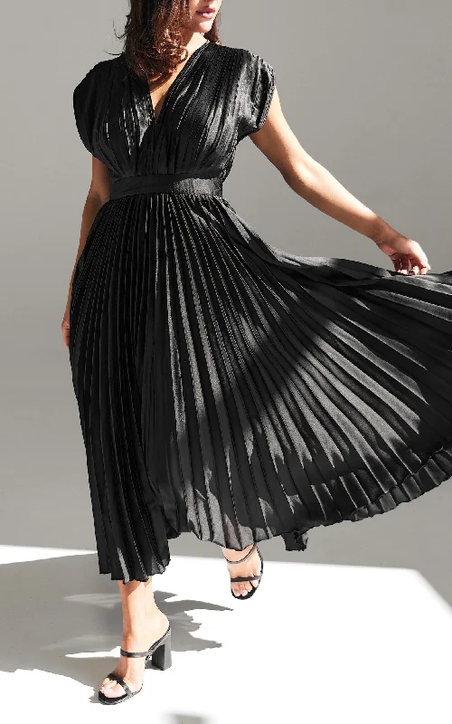 Online Boutiques Clothing Naomi Maxi Dress - Black