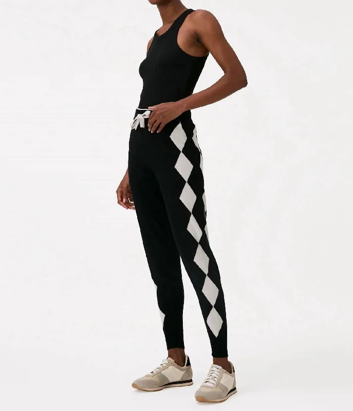 Casual Fashion Cotton And Silk Diamond Jogger Pant In Black