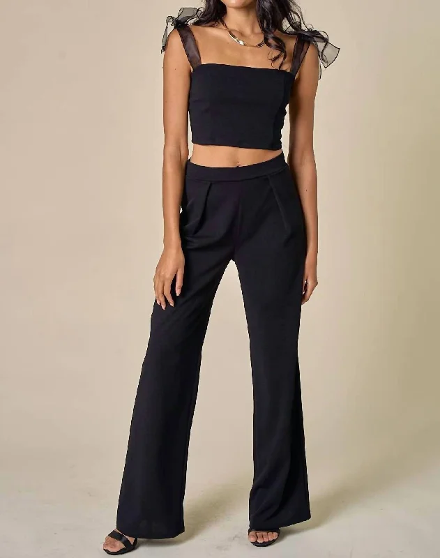 Eclectic Fashion Wide Leg Pants In Black