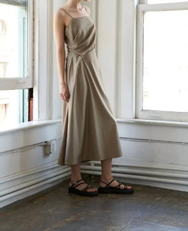 Elegant Clothing A Woven Midi Dress In Mocha