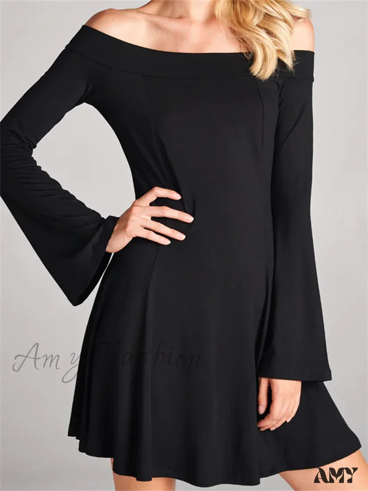 Everyday Fashion Amy Fashion - Elegant Off Shoulder Solid Color Long Sleeve Party Mini Dress