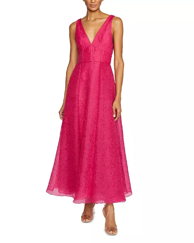 Casual Fashion Giselle Sleeveless Midi Dress In Cerise Pink