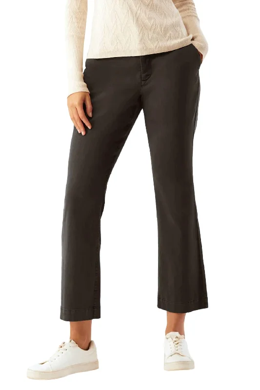 Laid-Back Elegance Stills Cropped Flare Pant In Black