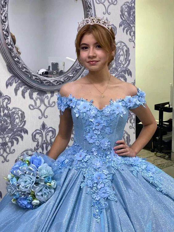 Budget Friendly Blue Floral Applique Sweetheart Puffy Ball Gown Sweet 16 Dress Y6078