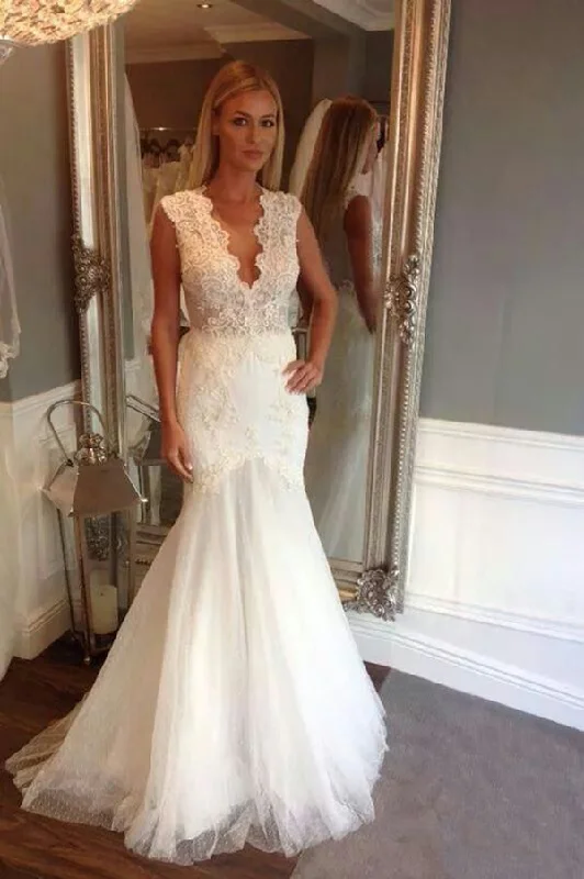 Everyday Fashion Ivory V-Neck Sleeveless Mermaid Wedding Dresses Long Tulle Bridal Dresses with Appliques N940