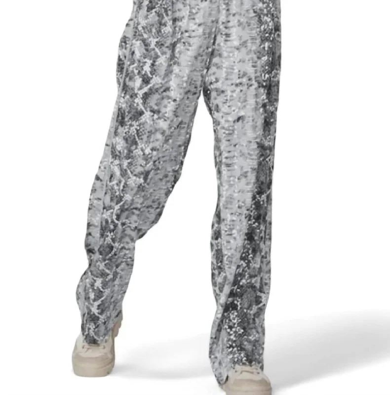 Imeless Style Olisa Trousers In Statue Mix