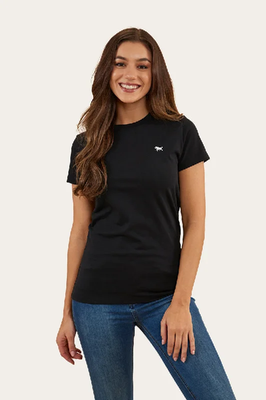 Your Timeless Wardrobe Awaits Reeves Womens Classic Fit T-Shirt - Black