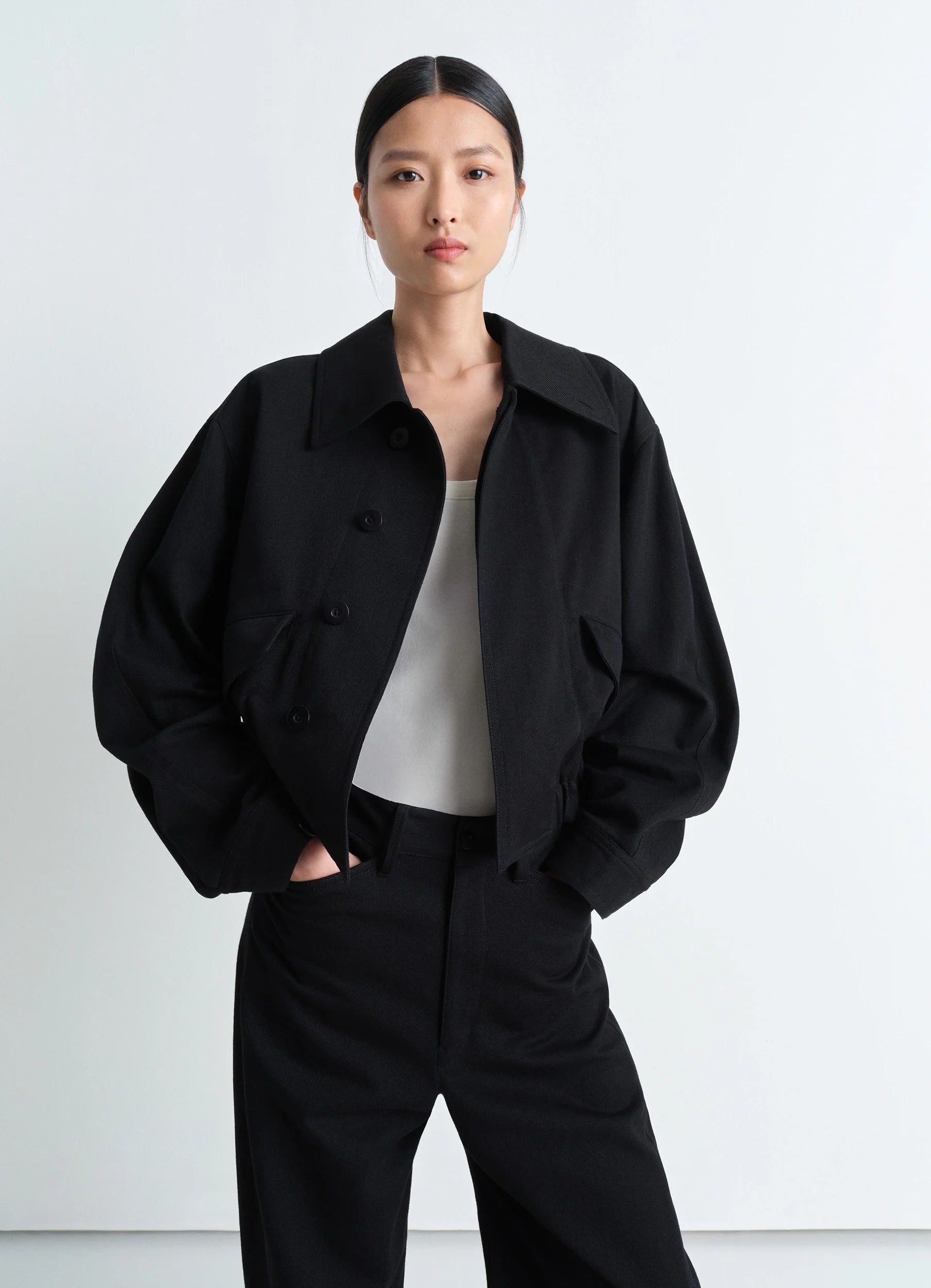 Elevate Your Wardrobe SHORT BLOUSON