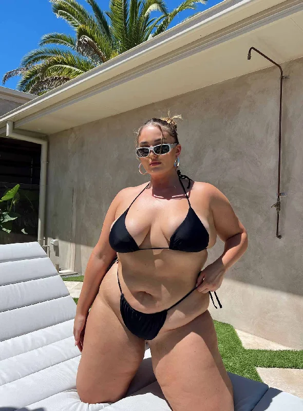 Colorful Clothing Jenner Bikini Bottoms Black Curve