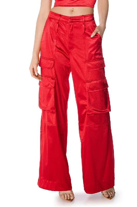 Trendy Women's Collection ASTRA WIDE LEG CARGO IN RED