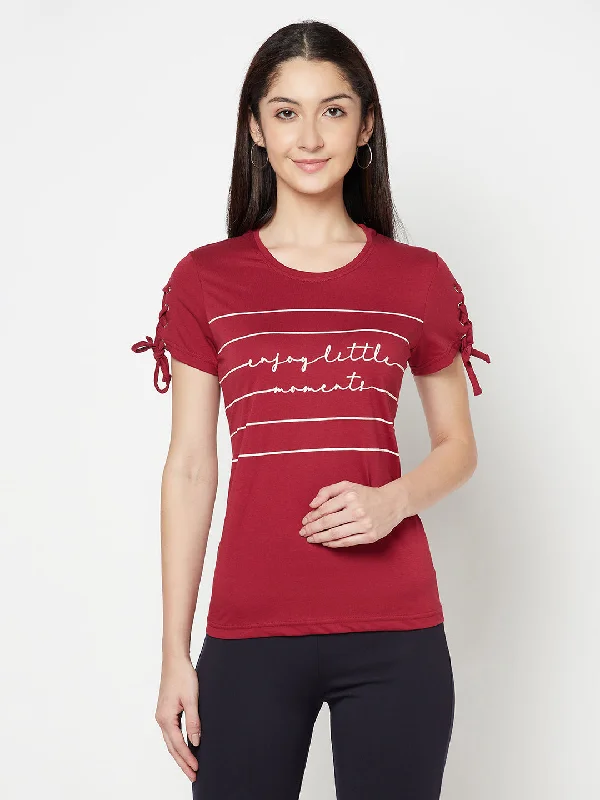 Boutique Styles Women's Casual Regular Short Sleeve Maroon Round neck Stripe with Typographic print T-Shirt