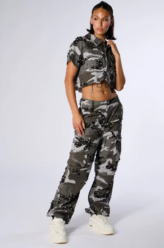 Style Redefined APPLY PRESSURE GREY CAMO CARGO PANT