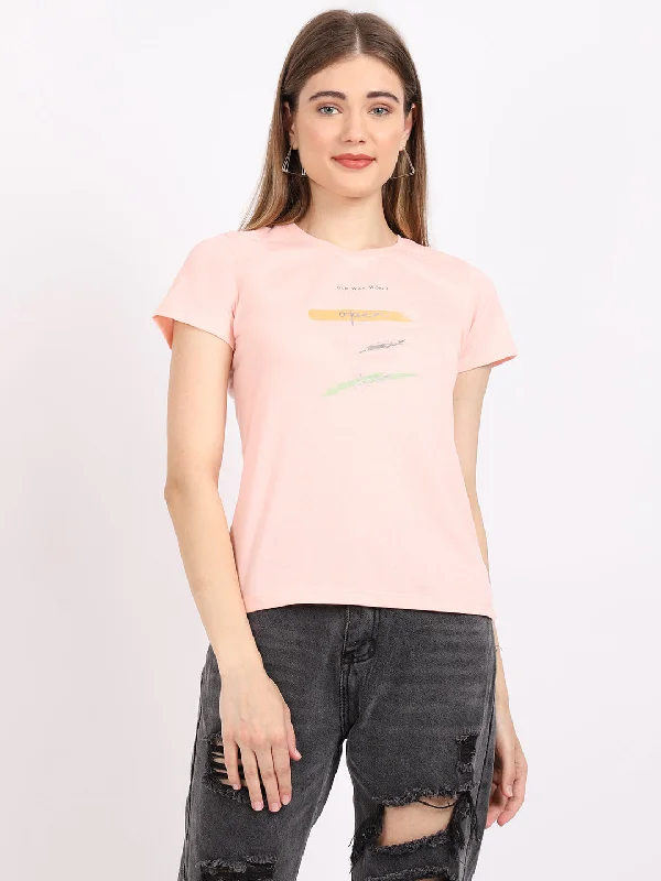 Chic Styles Women's Casual Regular Short Sleeve Pink Round neck Typographic Print T-Shirt